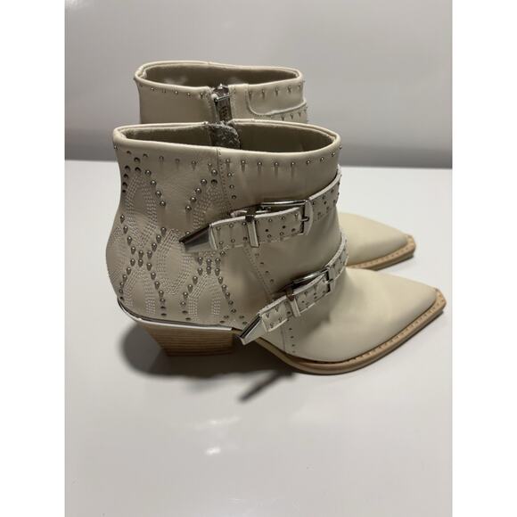 Dolce Vita Silver Stud Accent Buckles Boots Booties Size 6 NWOB Western Boho - Picture 2 of 13